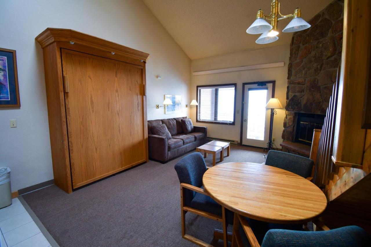 The At Silvercreek 3*